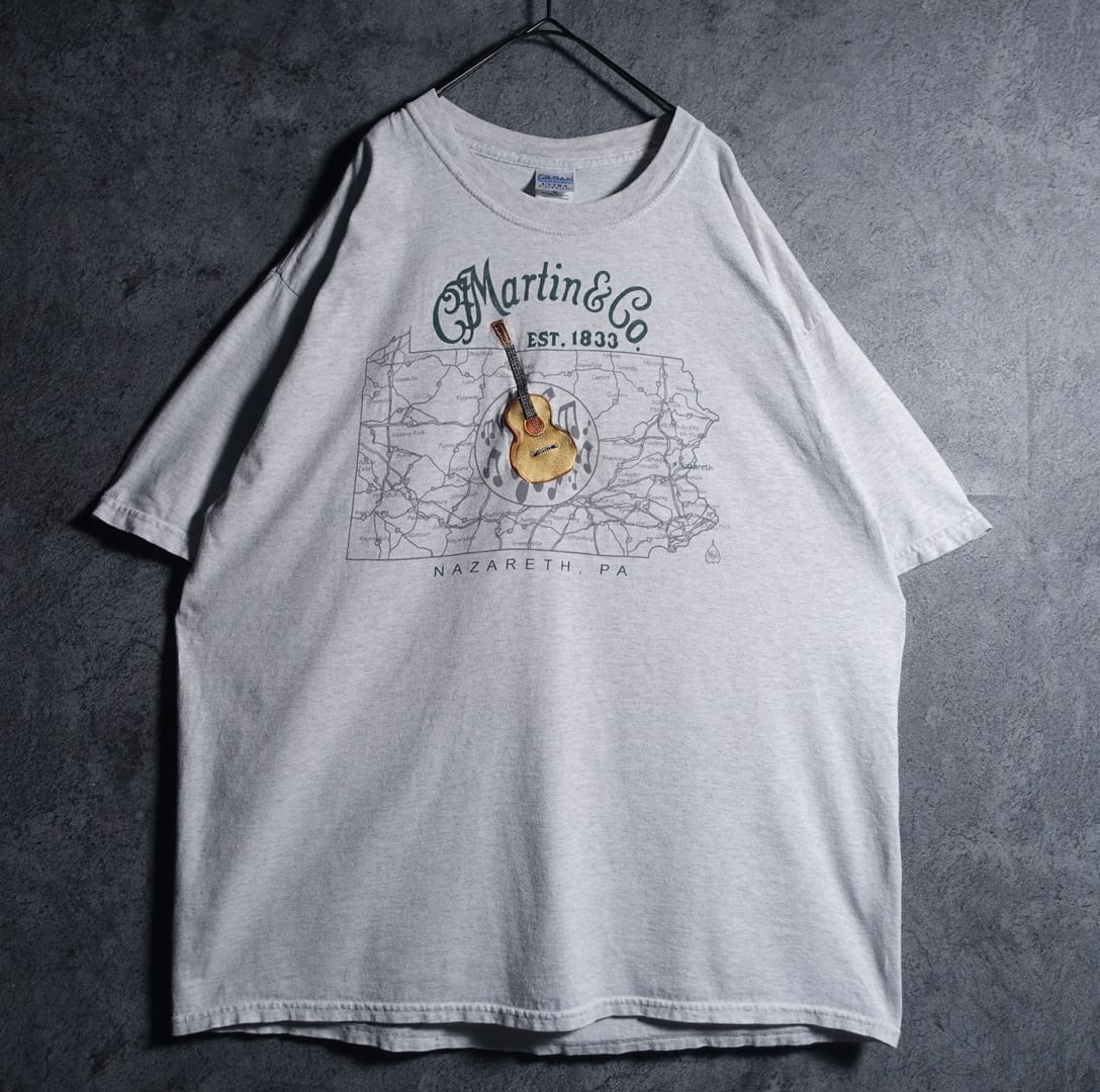 00s “GILDAN” Guitar Embroidered & Printed Design T-shirt