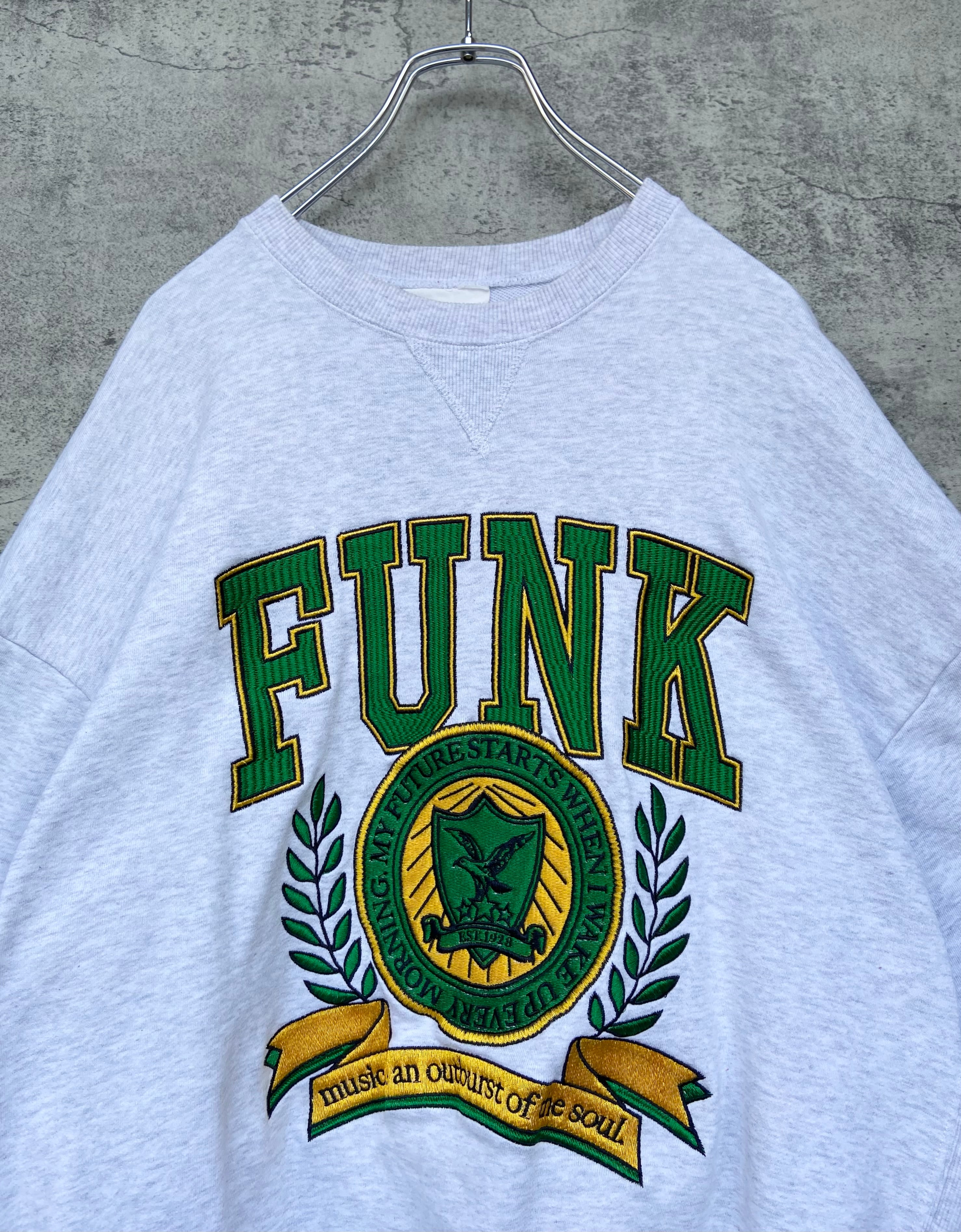 カレッジロゴ 大学 スウェット緑刺繍