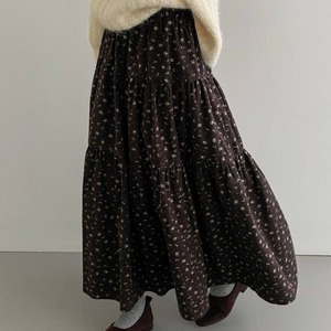 tiered small-floral long skirt　J00405