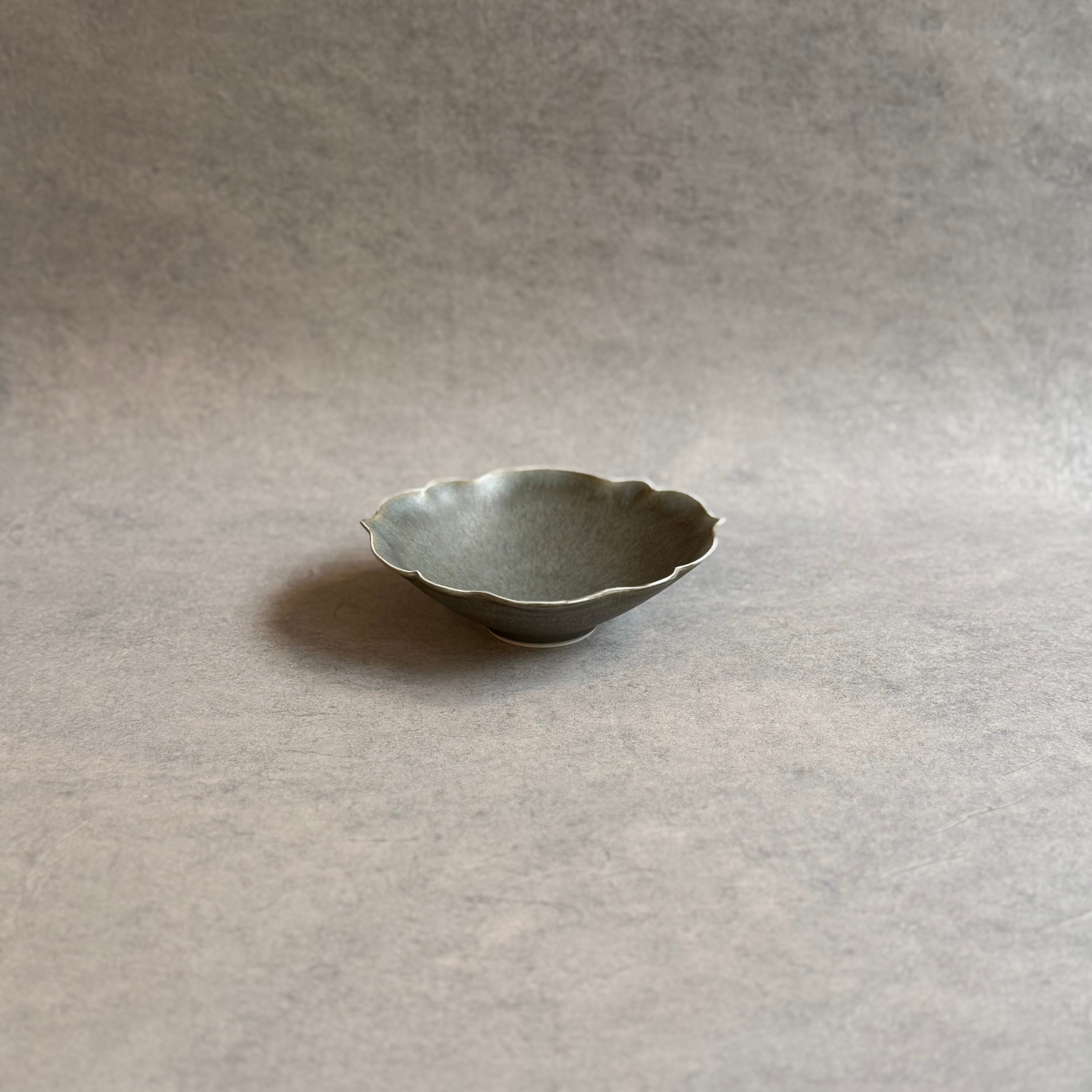 杉原万理江 稜花楕円小鉢 | gallery 一白