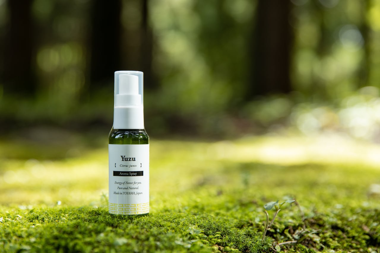 アロマスプレー クロモジ・タテヤマスギ・ユズ ｜ アロマセレクト | 水