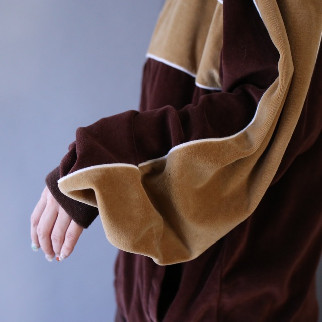 bi-color and piping design loose silhouette velours track jacket