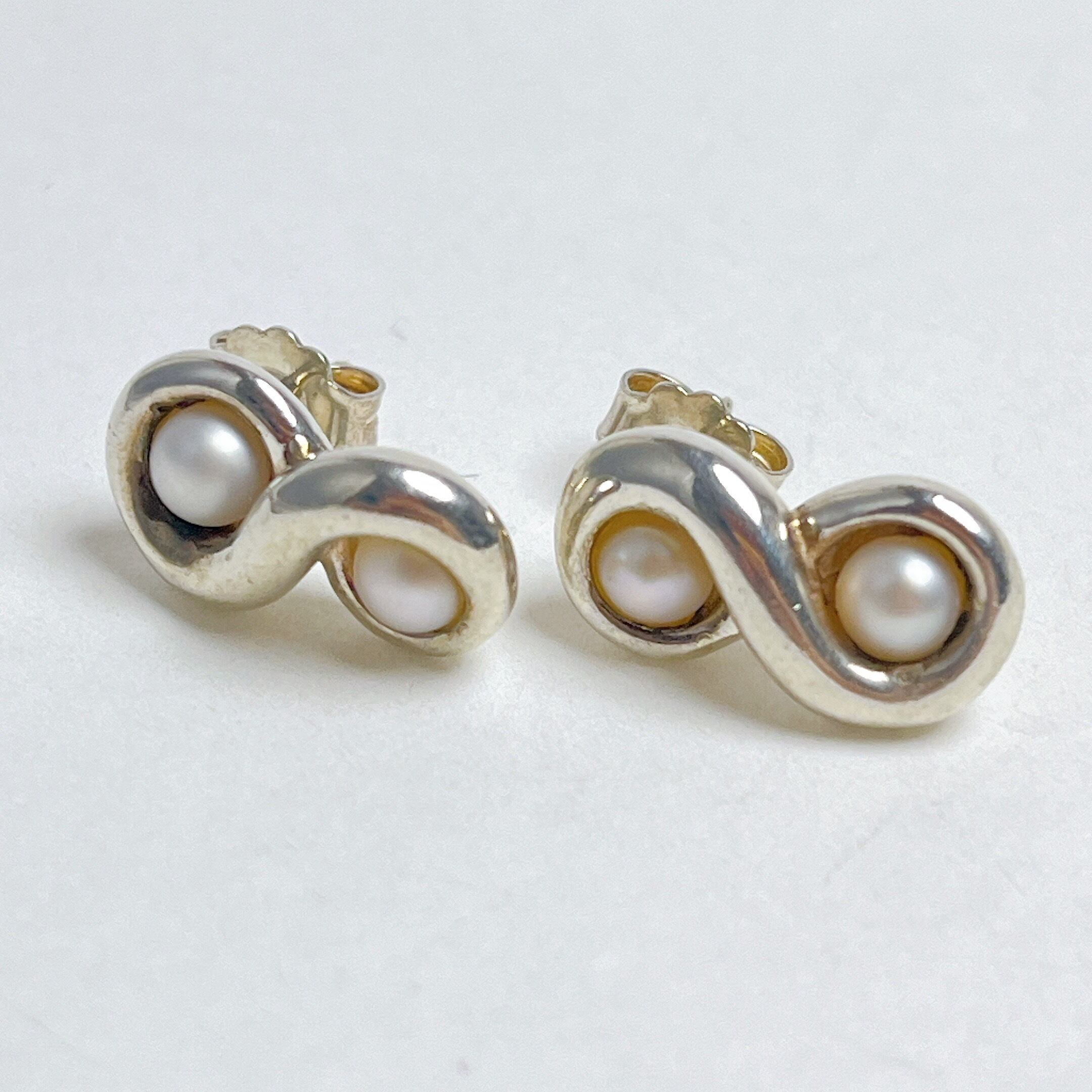 956 ティファニー インフィニティ パール ピアス 925 | LiLi