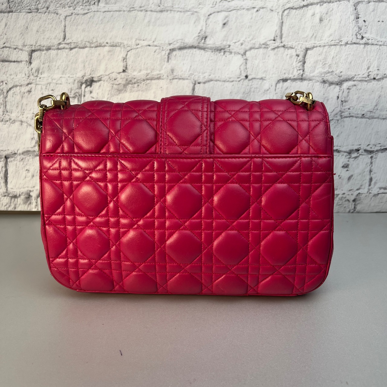 Dior ディオール  レザー ショルダーバッグ ピンク A-10017