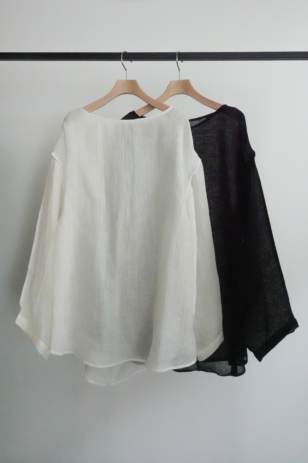ERiKOKATORi】Linen gawaze top | TOLMA