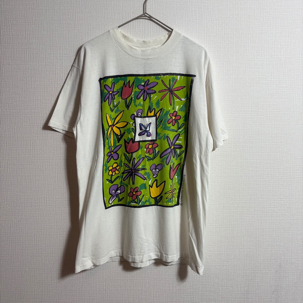 GRAVITY アート プリント Tシャツ