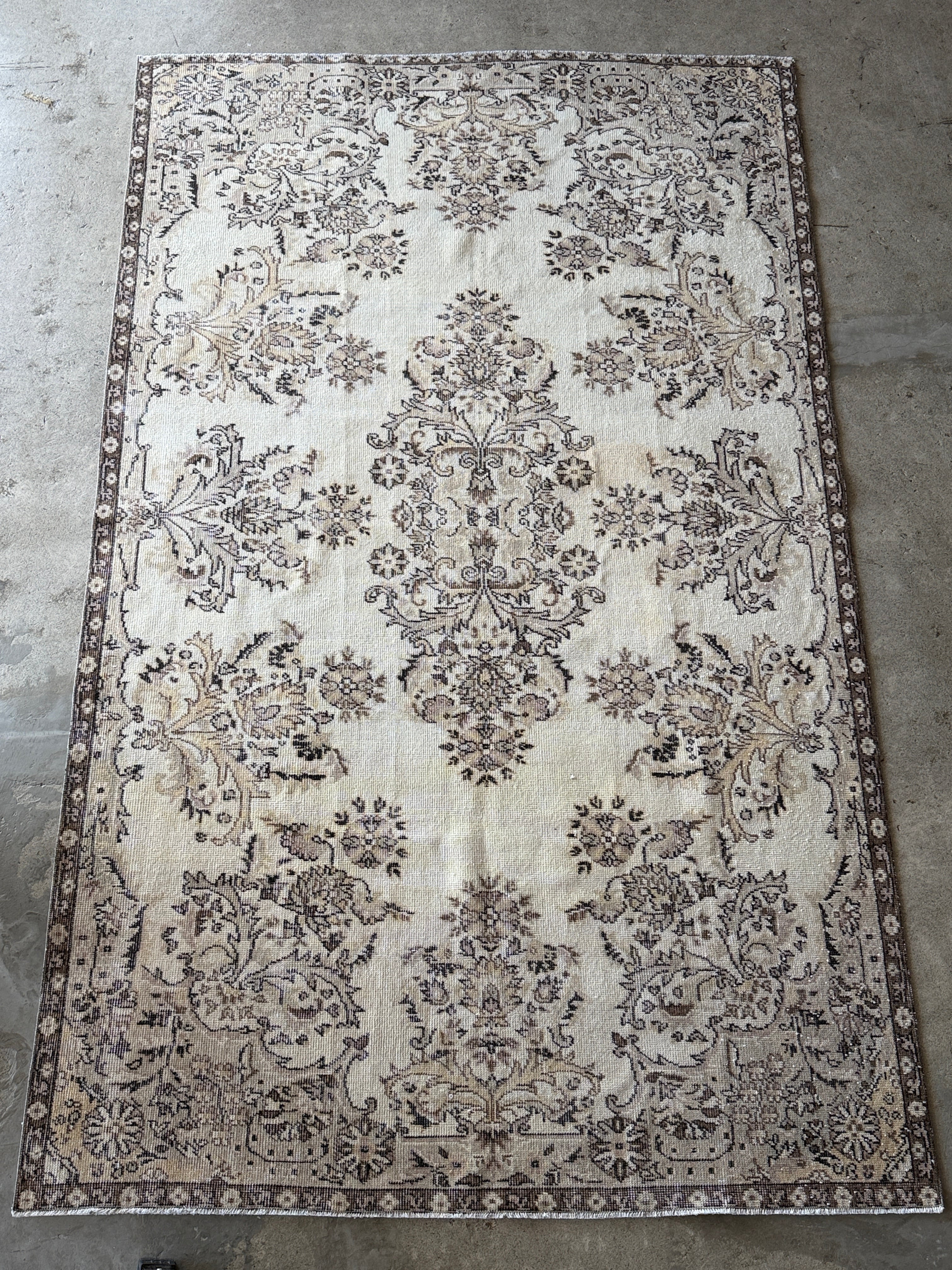 Antiques&Crafts880