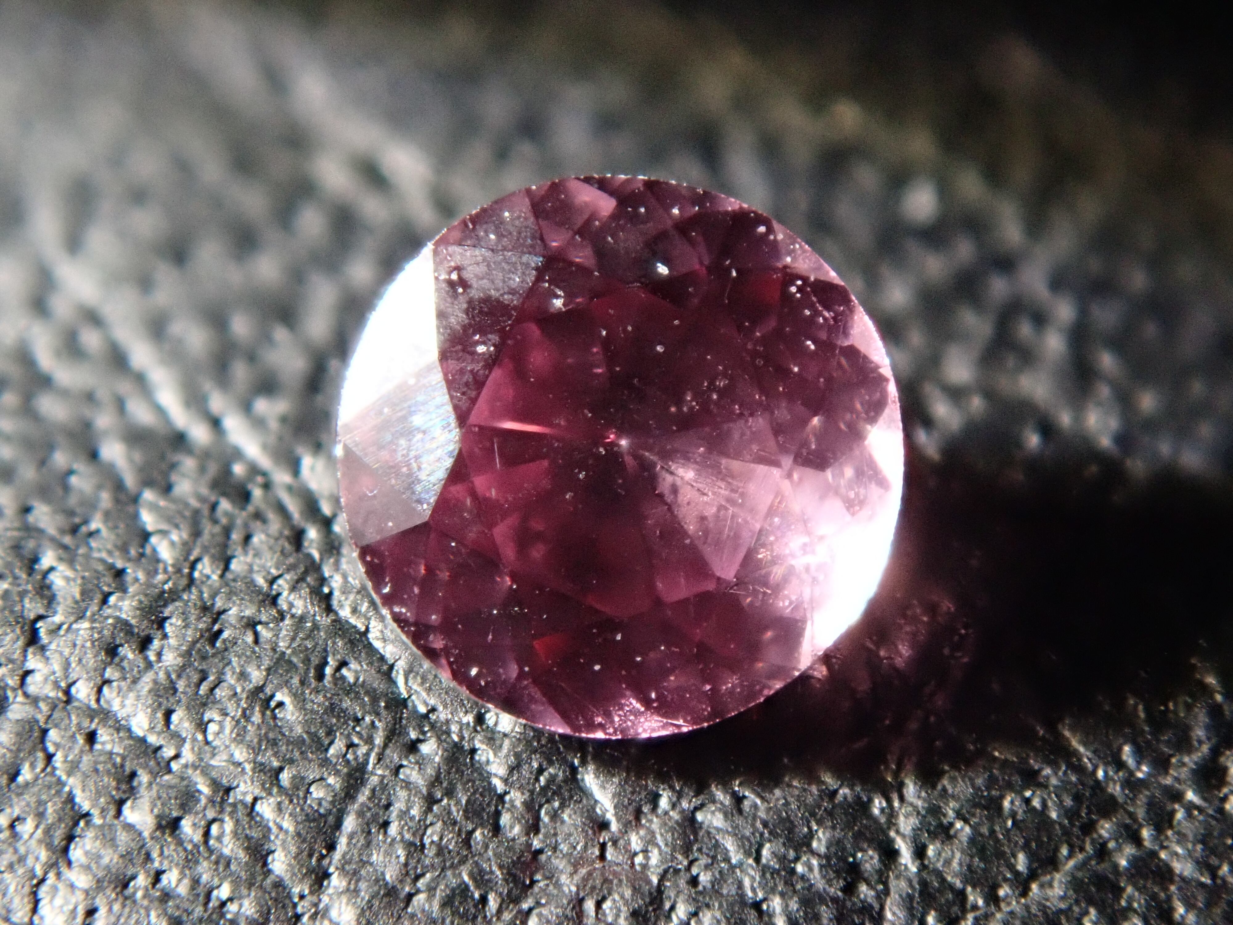 【新商品】タンザニア産マヘンゲスピネル 0.188ct