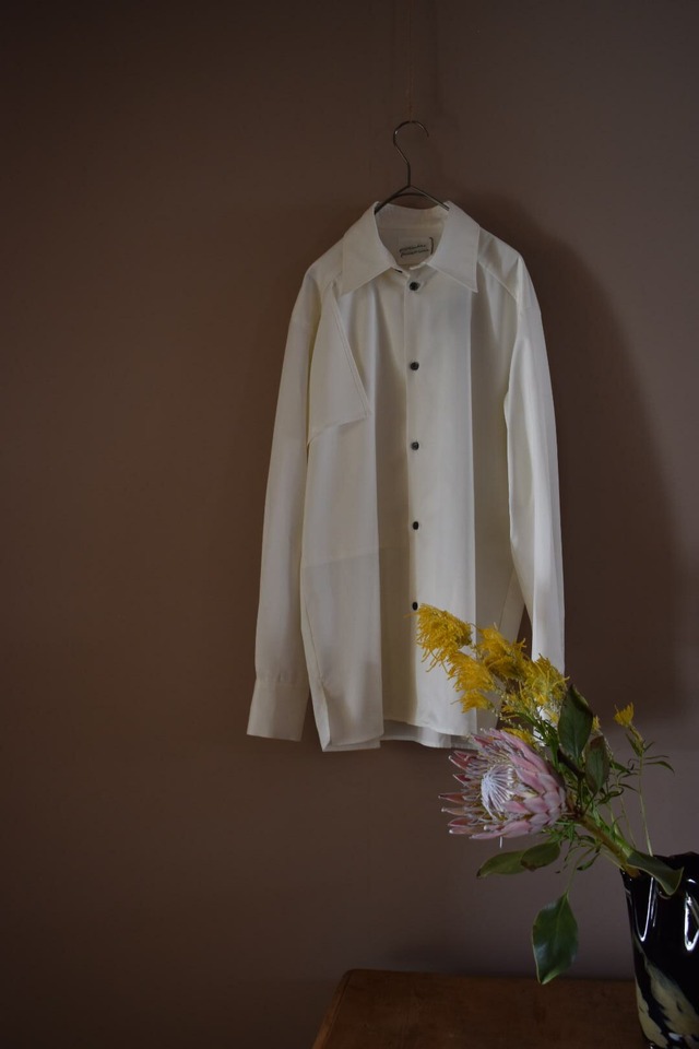 ritsuko karita Drooping box shirt・white/size2
