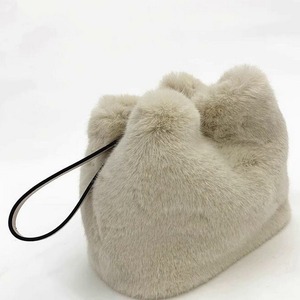 fur handheld bucket bag W00020