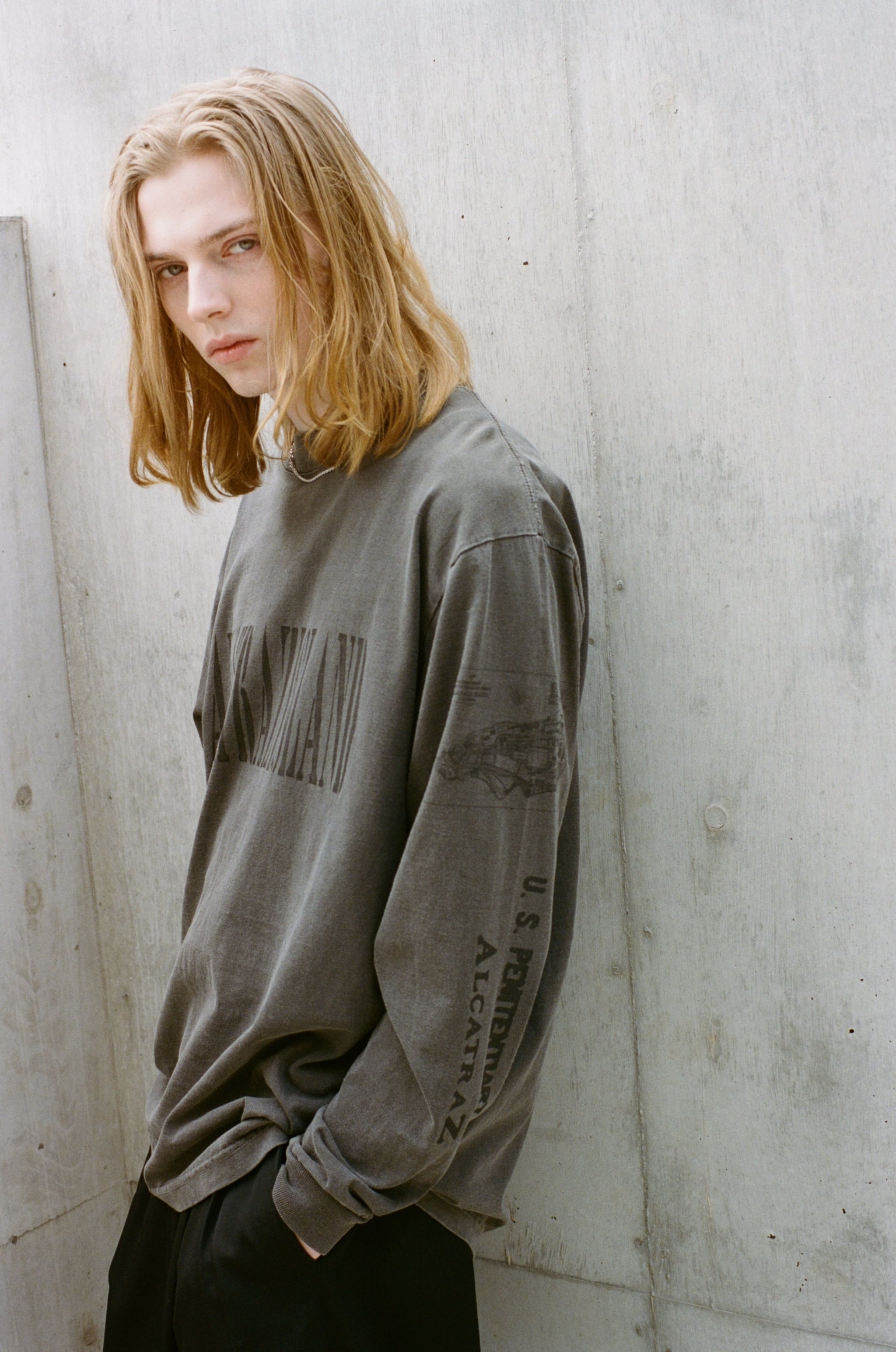 Long T-Shirts | ESSAY