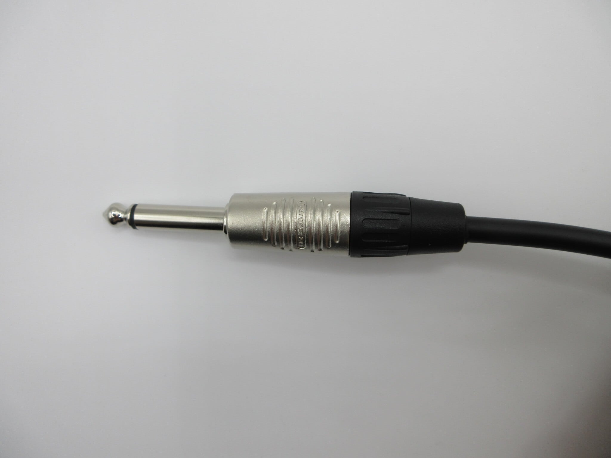 ギター用 シールドケーブル3m カナレGS-6 リアンサイレントプラグ