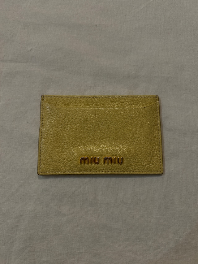 MIU MIU / vintage yellow  leather card case.