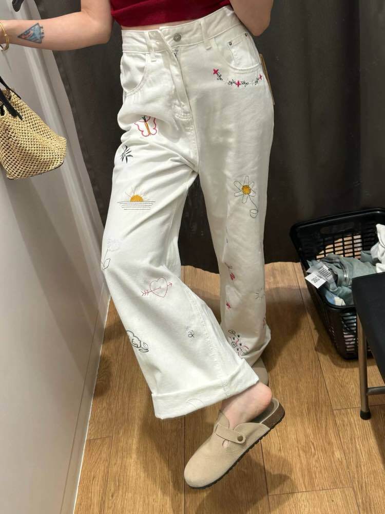 かわいい刺繍デザインに一目惚れ♡ 刺繍デザインホワイトデニム デニム