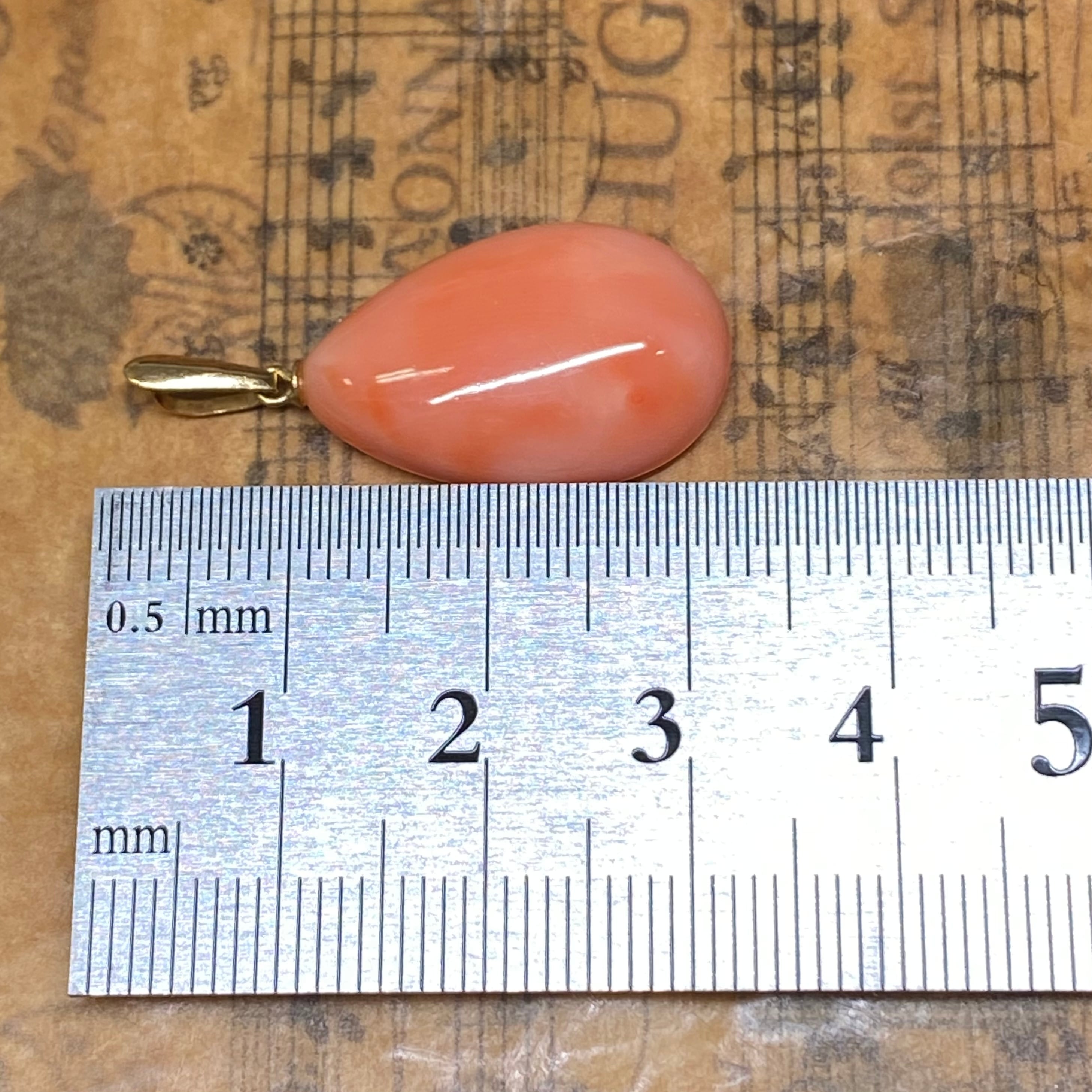 最終割引!】つやつやの桃色珊瑚 ペンダントヘッドK18 | アンティーク