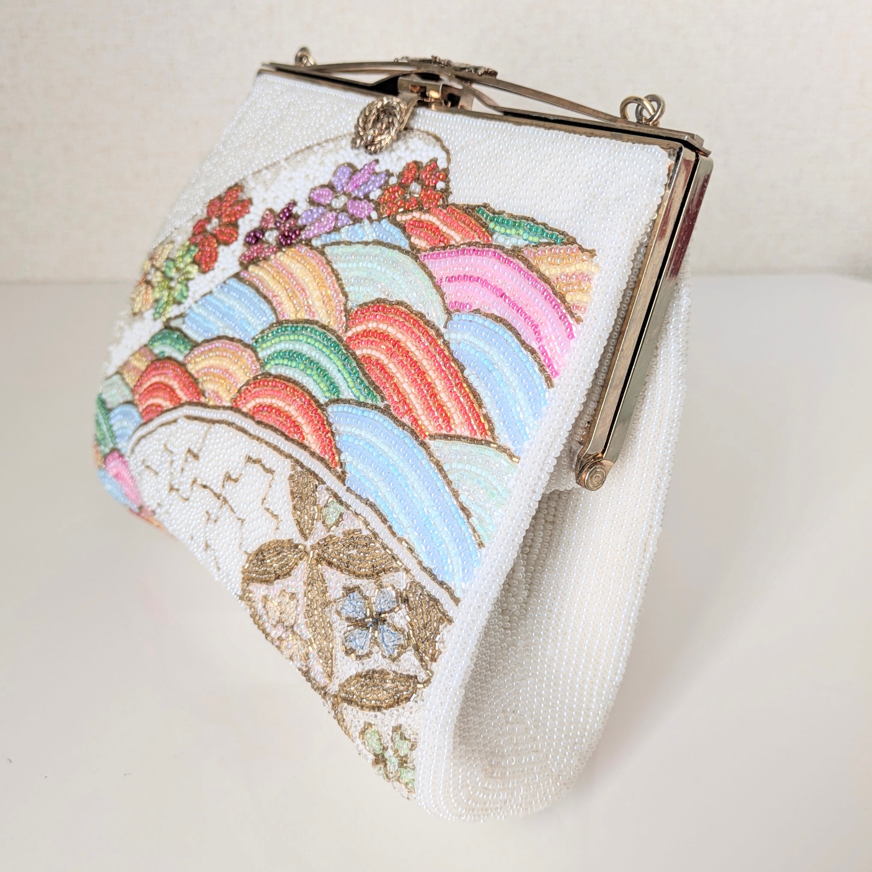 Vintage】ビーズ刺繍バッグ 白 吉祥風景柄 和柄 パーティーバッグ