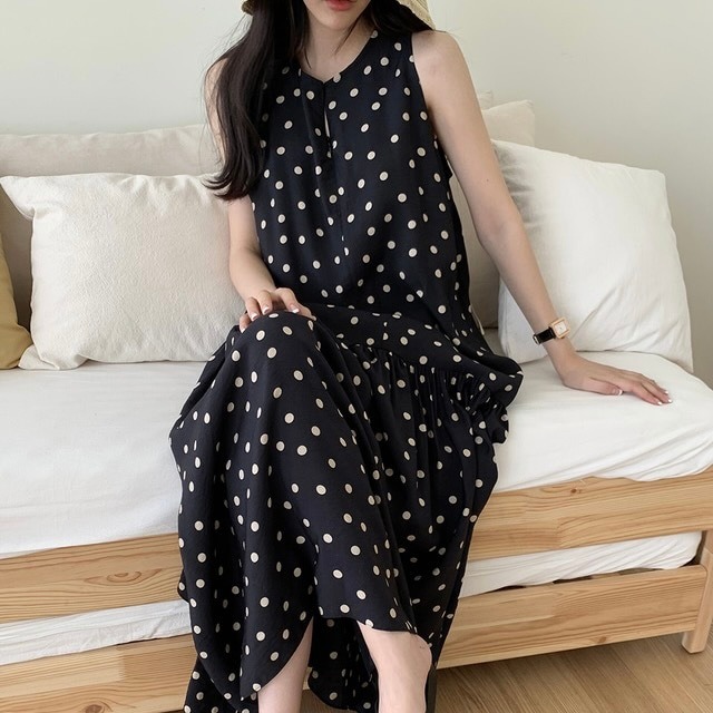 ワンピース シャツワンピース ロング ロング丈 マキシ マキシ丈 袖なし ノースリーブ ラウンドネック フレア Aライン シフォン ハイウエスト かわいい 大人可愛い きれいめ カジュアル おしゃれ お洒落 大人女子 こなれ感 ラフ キュート ガーリー とろみ感 ドット柄 水玉 春 夏 10代 20代 30代 40代 50代 レディース 女性用 デート お出かけ 公園デビュー 女子会 お泊まり 休日 ガーデン レストラン 着回し 普段使い 送料無料 フリーサイズ ワンサイズ ベージュ ネイビー