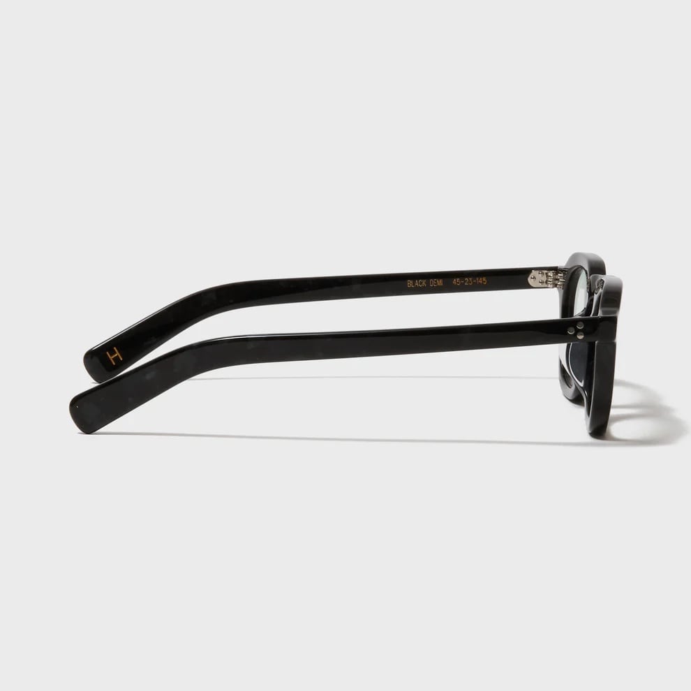 H-09 | BLK DEMI-PT.GRY | BEARD ROOM