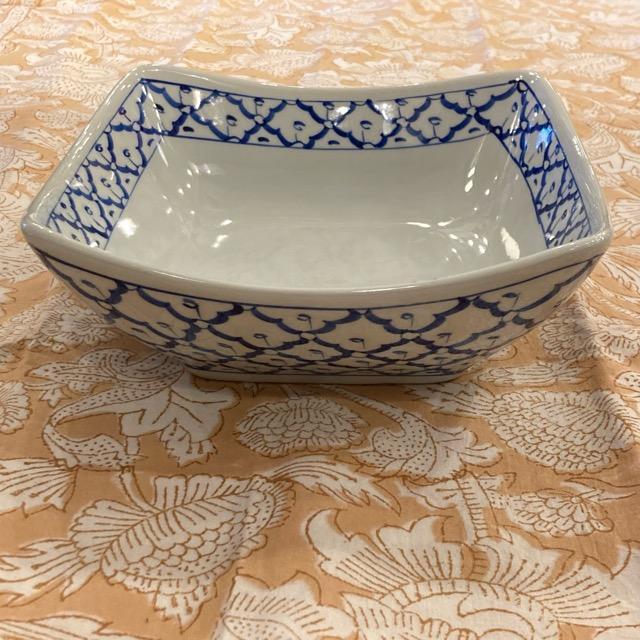 タイ 青白陶器 パイナップル柄四角ボウル M 16cm タイ料理 アジアン