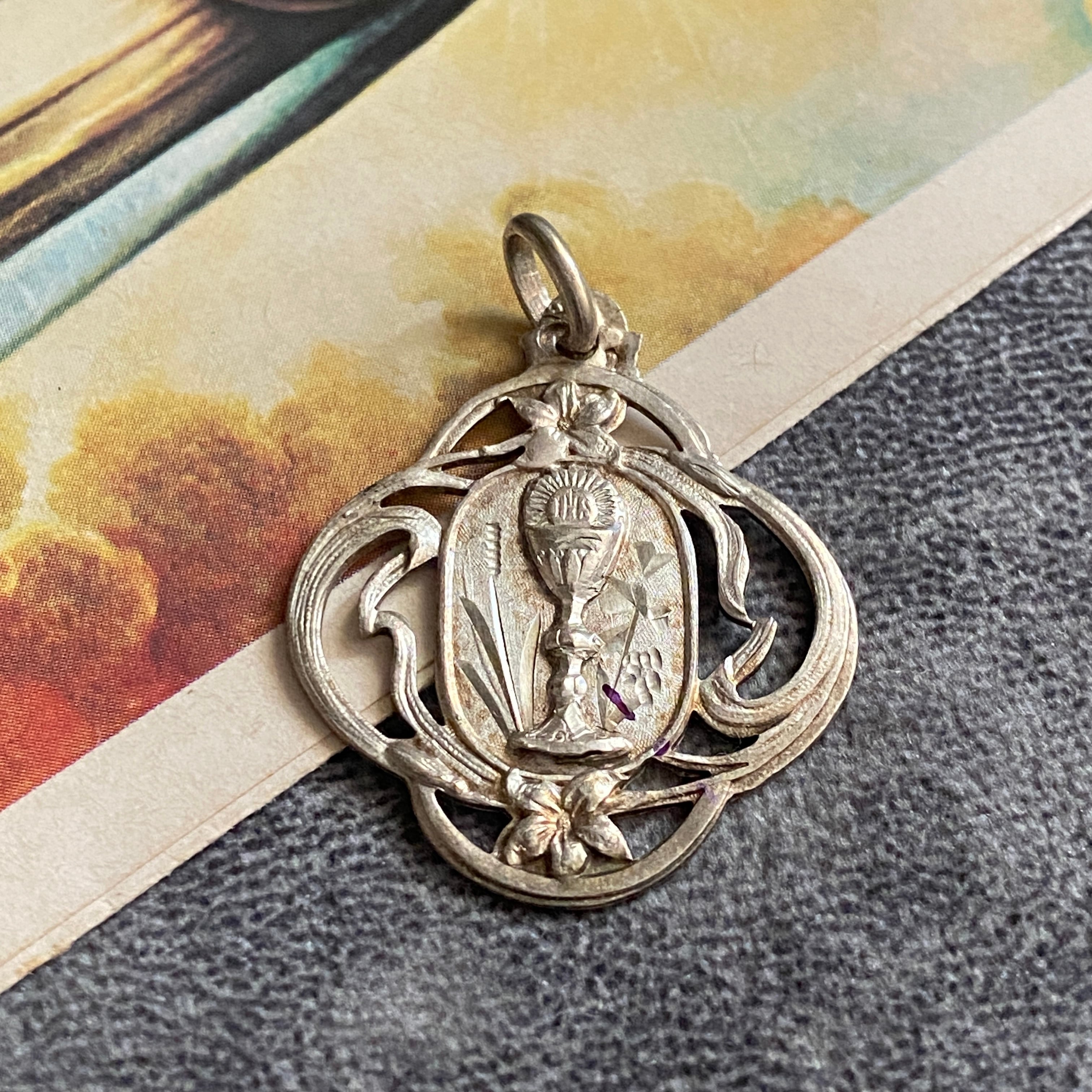 Antique medaille Mary