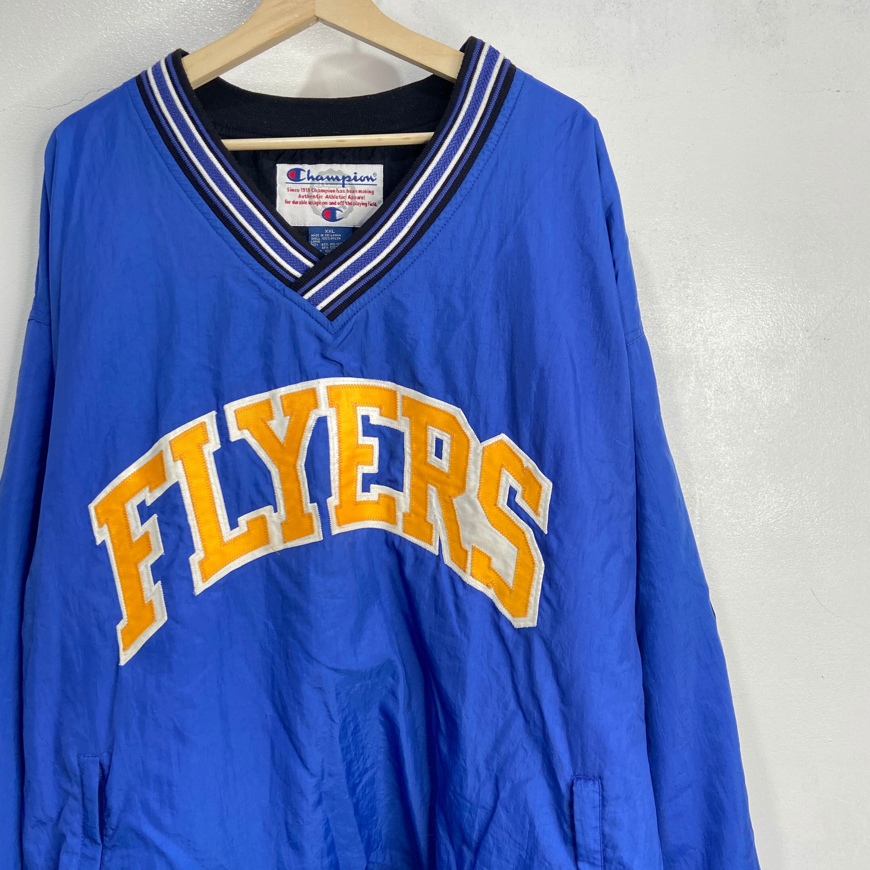 送料無料』90s Champion デイトンフライヤーズ Vネックナイロンプル