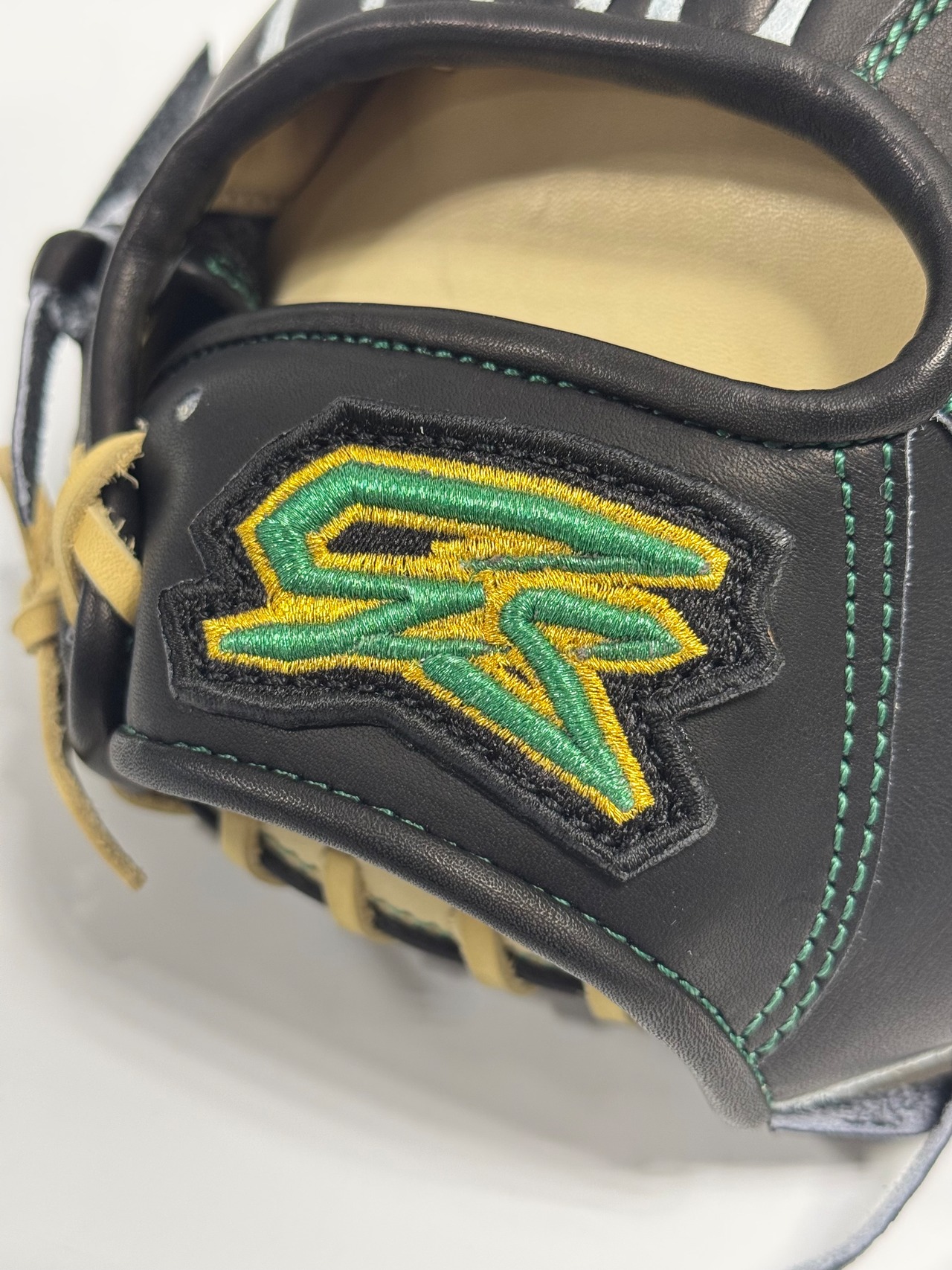 GSｰゴリラスポーツ　スタンダードシリーズ　硬式仕様グラブ　右投げ用　当て挟み型　ゴリラブラック×キャラメル　GSｰ9（ワンピースウェブ）・画像8
