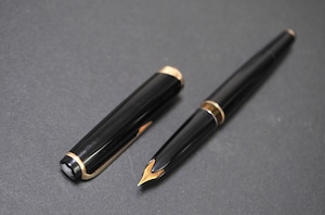 '60s　モンブラン マイスターシュテュック Ｎｏ １２　MONTBLANC MEISTERSTUCK  No 12　（極細字）　18K　　　　　01633