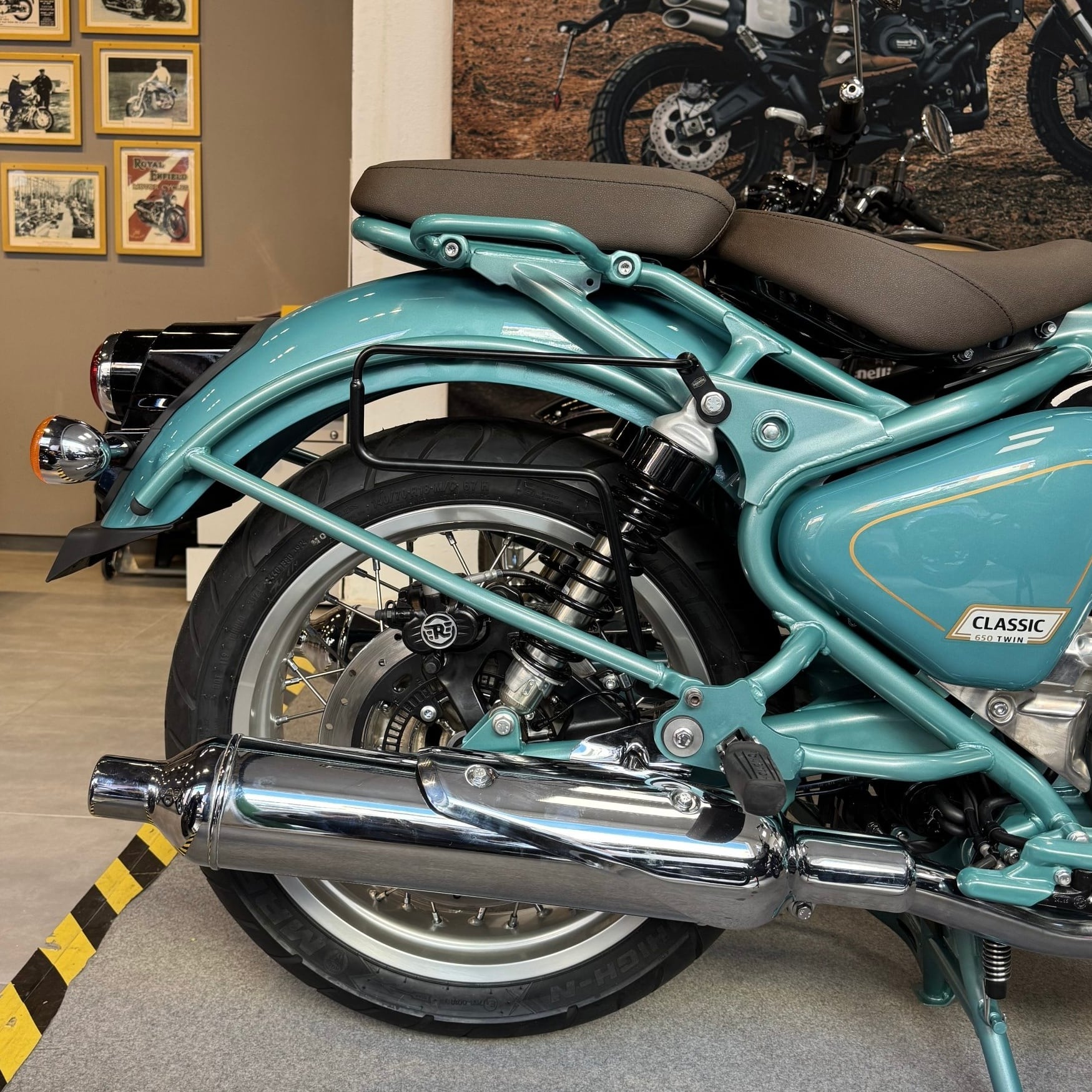 Royal Enfield クラシック650用ブラケット 左右セット Klickfix対応