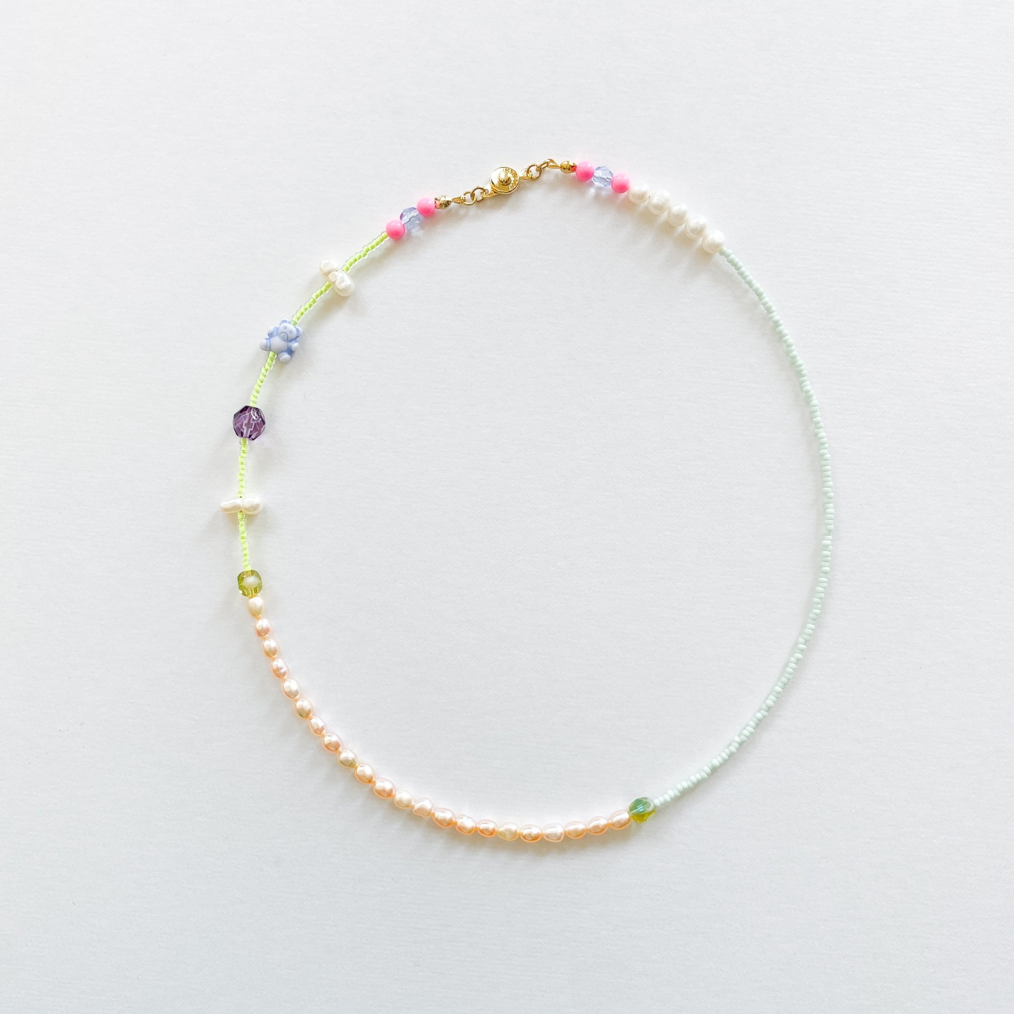 淡水パールとビーズのネックレス