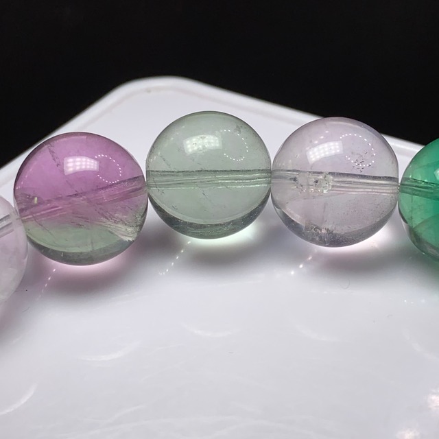 N.f144.明るめポップカラー大玉フローライトブレスレット