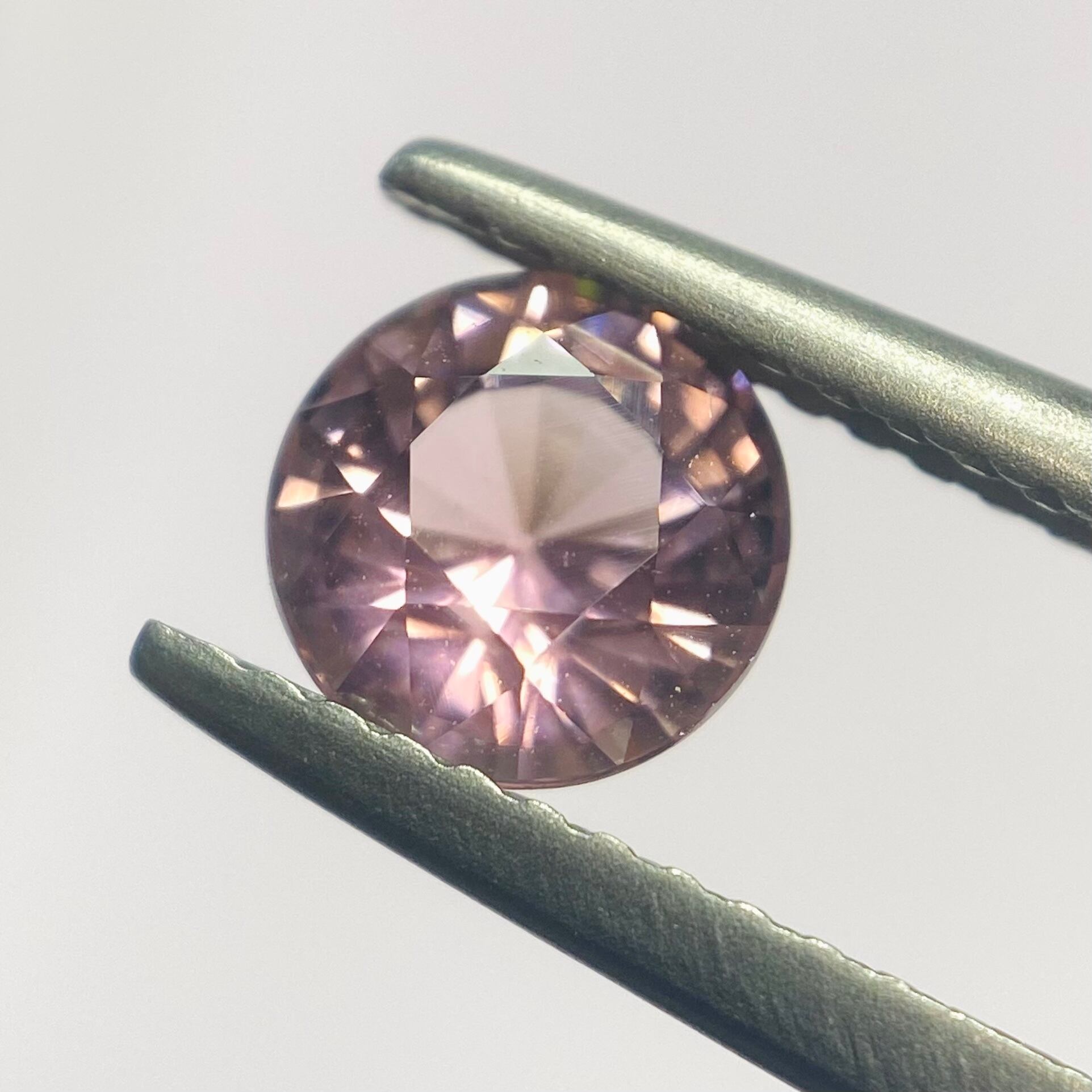 光当たる桜　トルマリン2