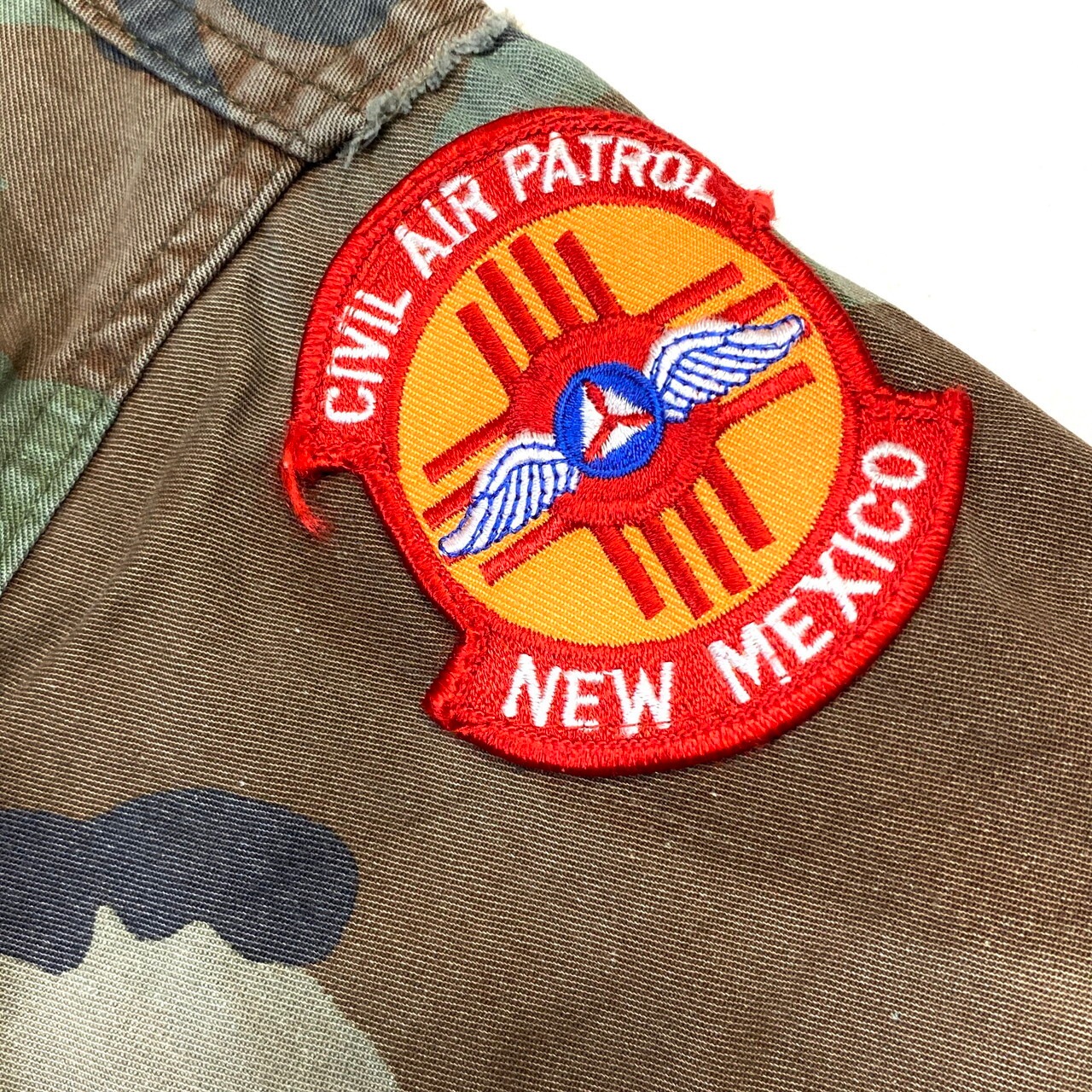 85年納品 米軍実品 U.S.ARMY ウッドランドカモ 迷彩 ワッペン付き 