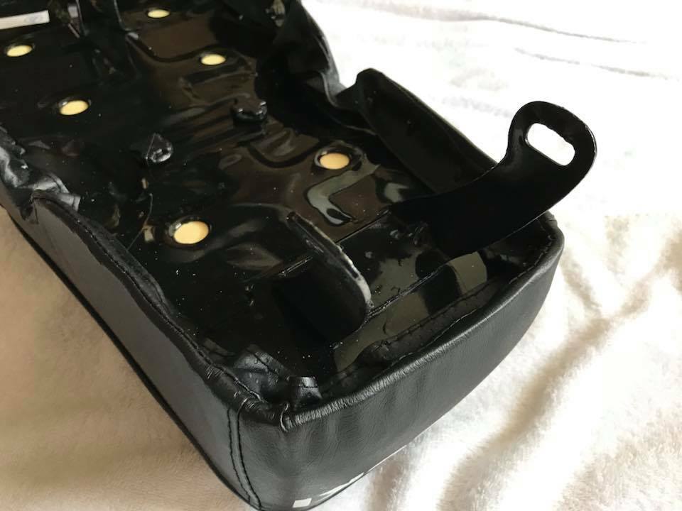 K125 タンデムシート K125（後期型・mk2/3/4） タンデム・シート（黒・ふち有り） 社外品