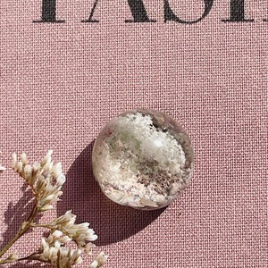 White Garden Quartz - Spring -