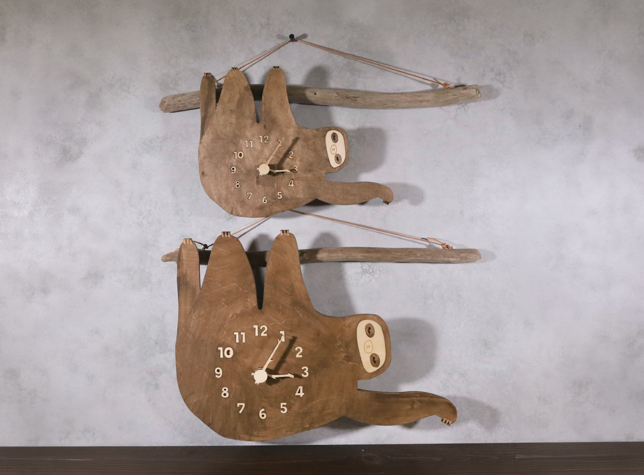 【受注製作品】ナマケモノとチルアウトできる 枝ありビッグサイズ 時計 木製 掛け時計