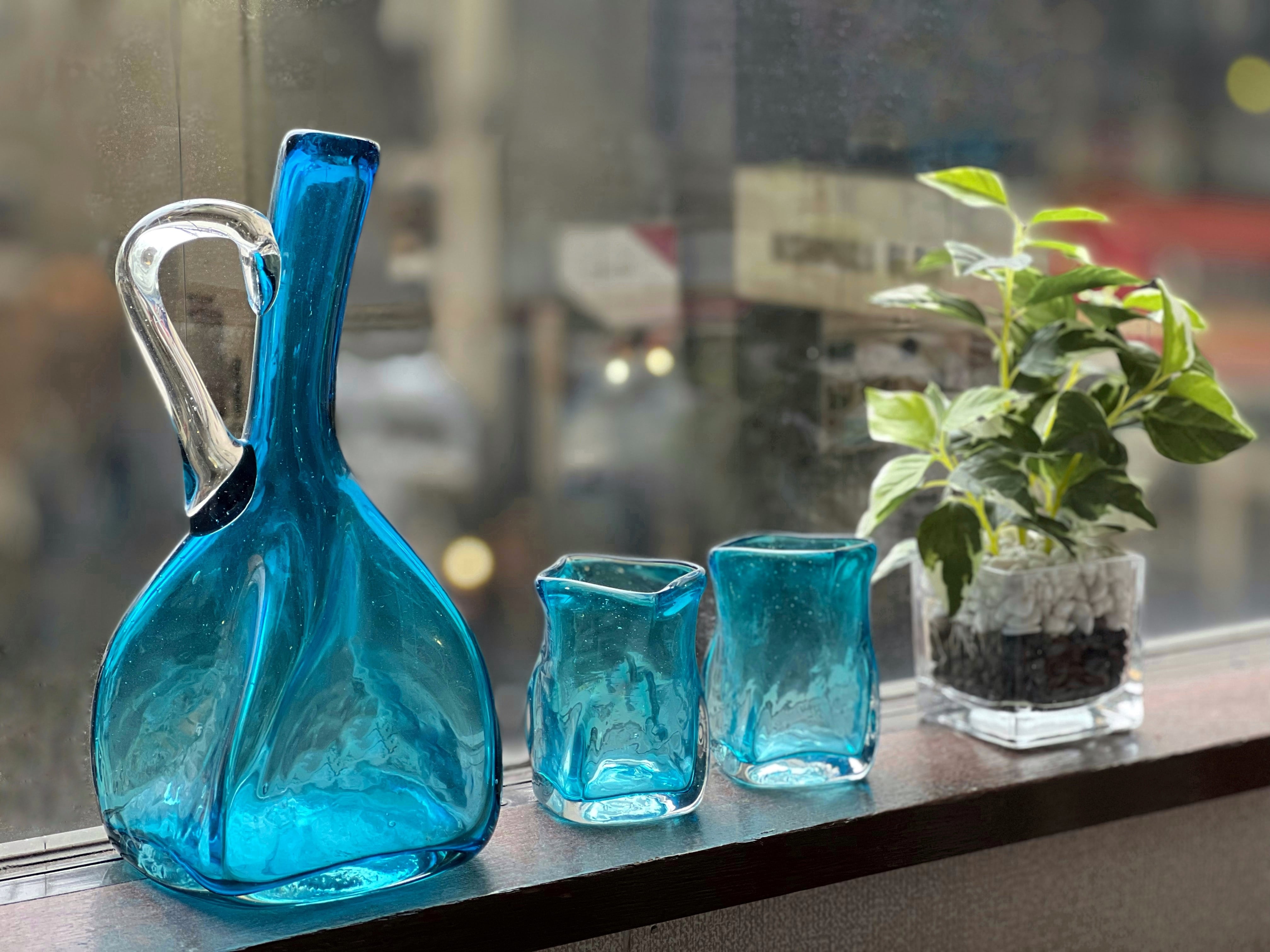 吹きガラス ウランガラス 水滴 水差し ガラス製 ユニーク形状 気泡ガラス 吹きガラス ウランガラス 水滴 水差し ガラス製 ユニーク形状 気泡