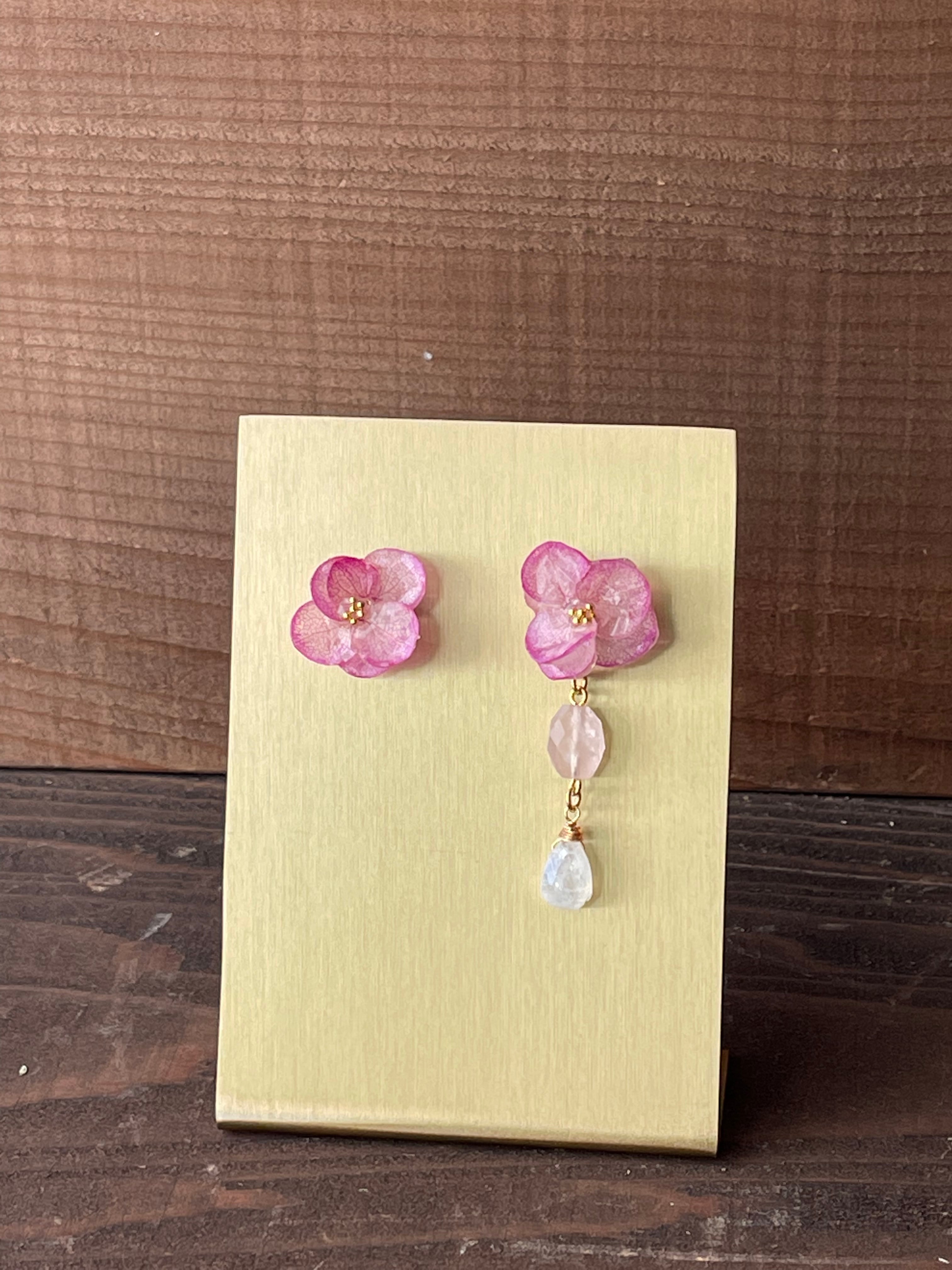 季節のお花 紫陽花 組み合わせ自由ピアス Sana Flower Jewelry