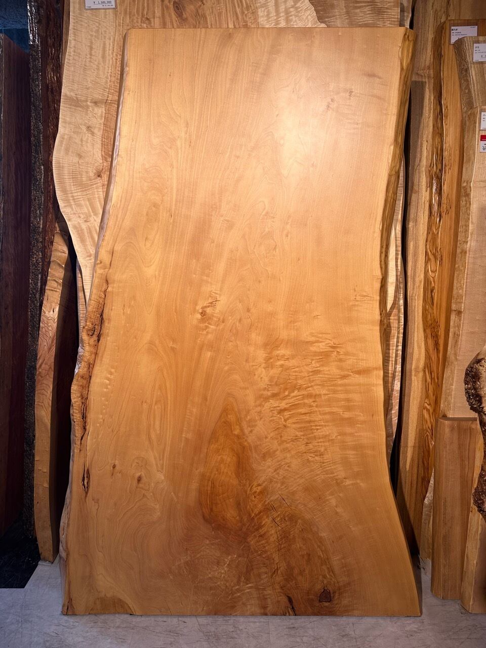 白栃（トチ）_1920×840-920-1250×62_青山店_テーブル天板/一枚板 18560