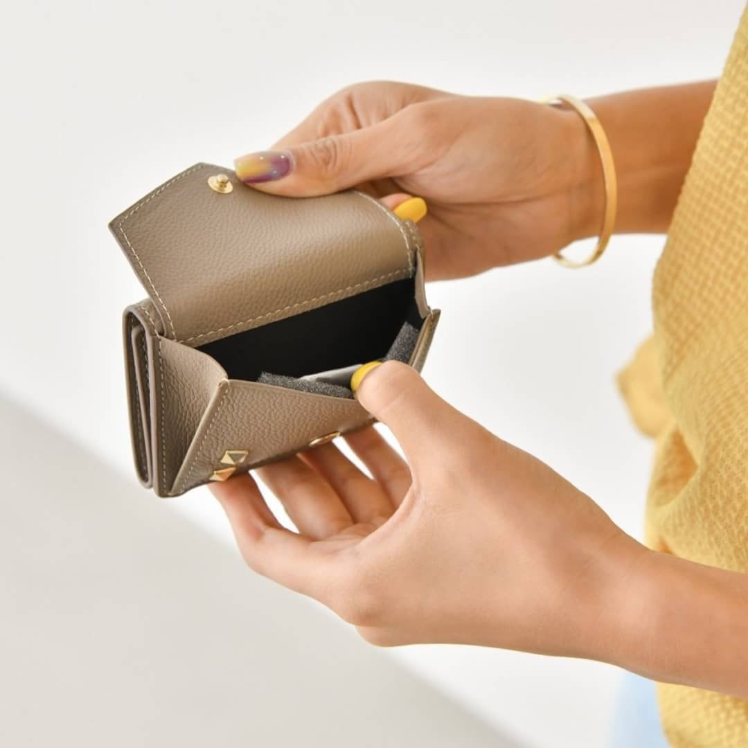 納品済 本革 スタッズミニ財布 | Luunel