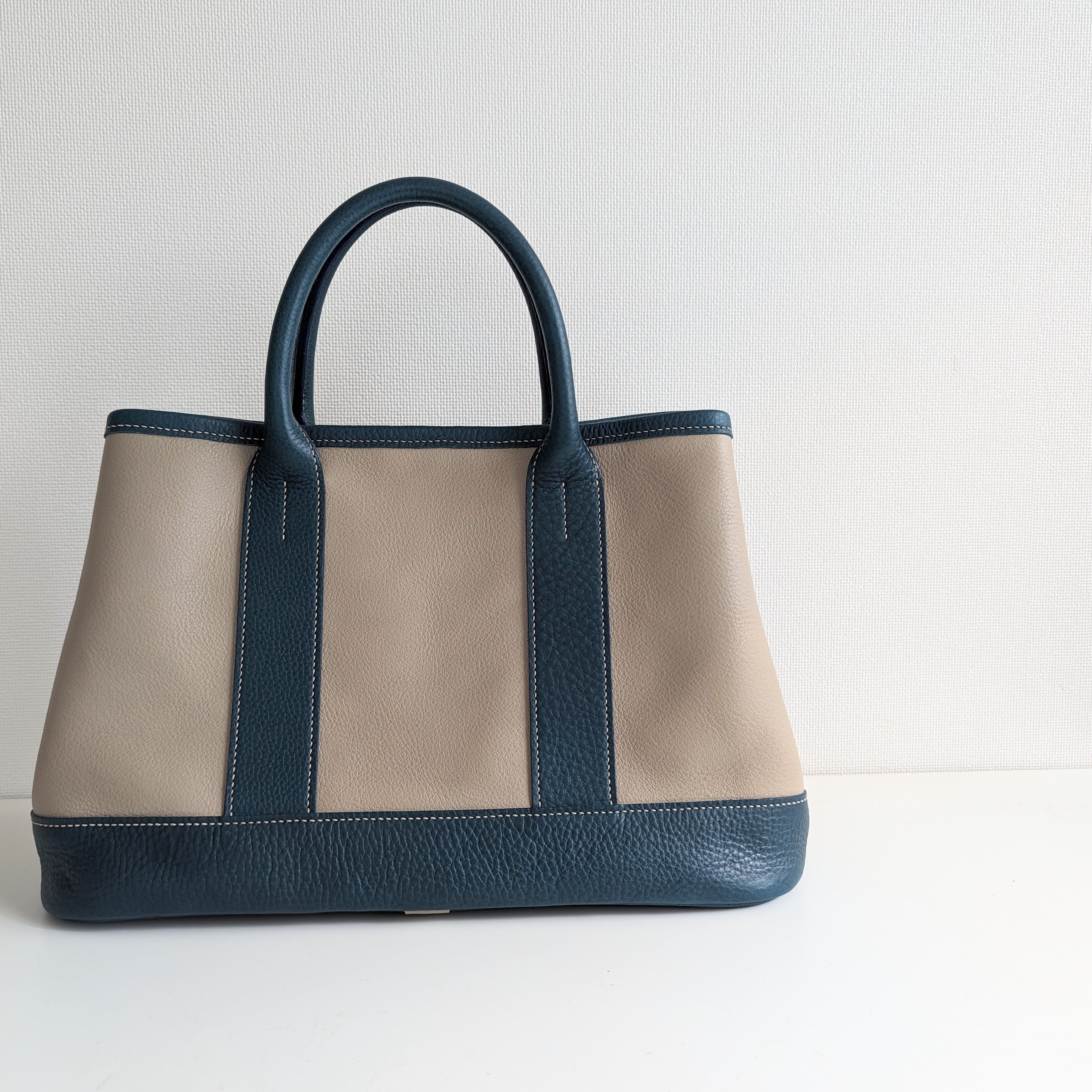 バイカラーのトートバッグ：横型（ブルー×グレー） | mikiri leather