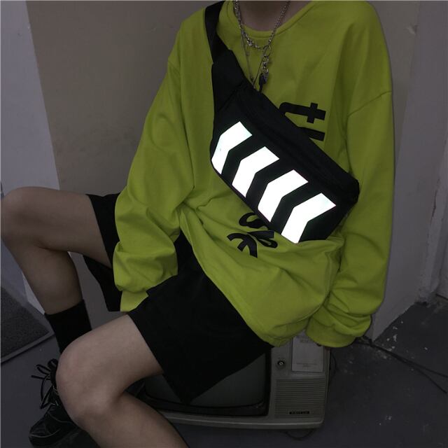 【予約販売】ショルダーバッグ メンズ シンプル ミニバッグ ブラック グレー 黒 反射 斜め掛け メッセンジャー 旅行 トラベル こなれ感 お洒落 韓国 トレンド