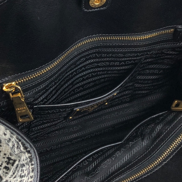 PRADA プラダ ハンドバッグ ホワイト ブラック トライアングルロゴ ファブリック ツイード vintage ヴィンテージ オールド xpzwfz