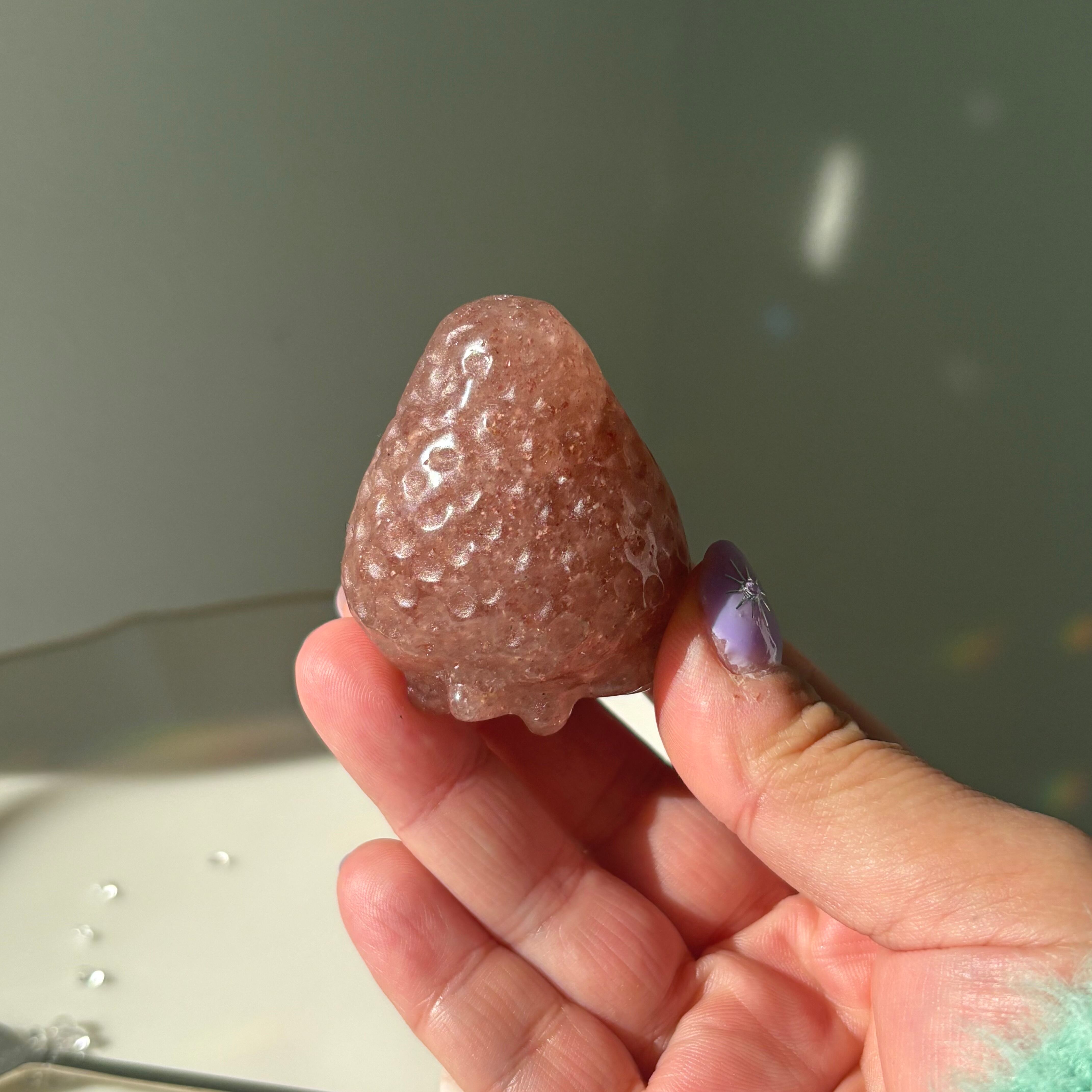 ピンクオパール いちご カービング 天然石 オパール 彫刻