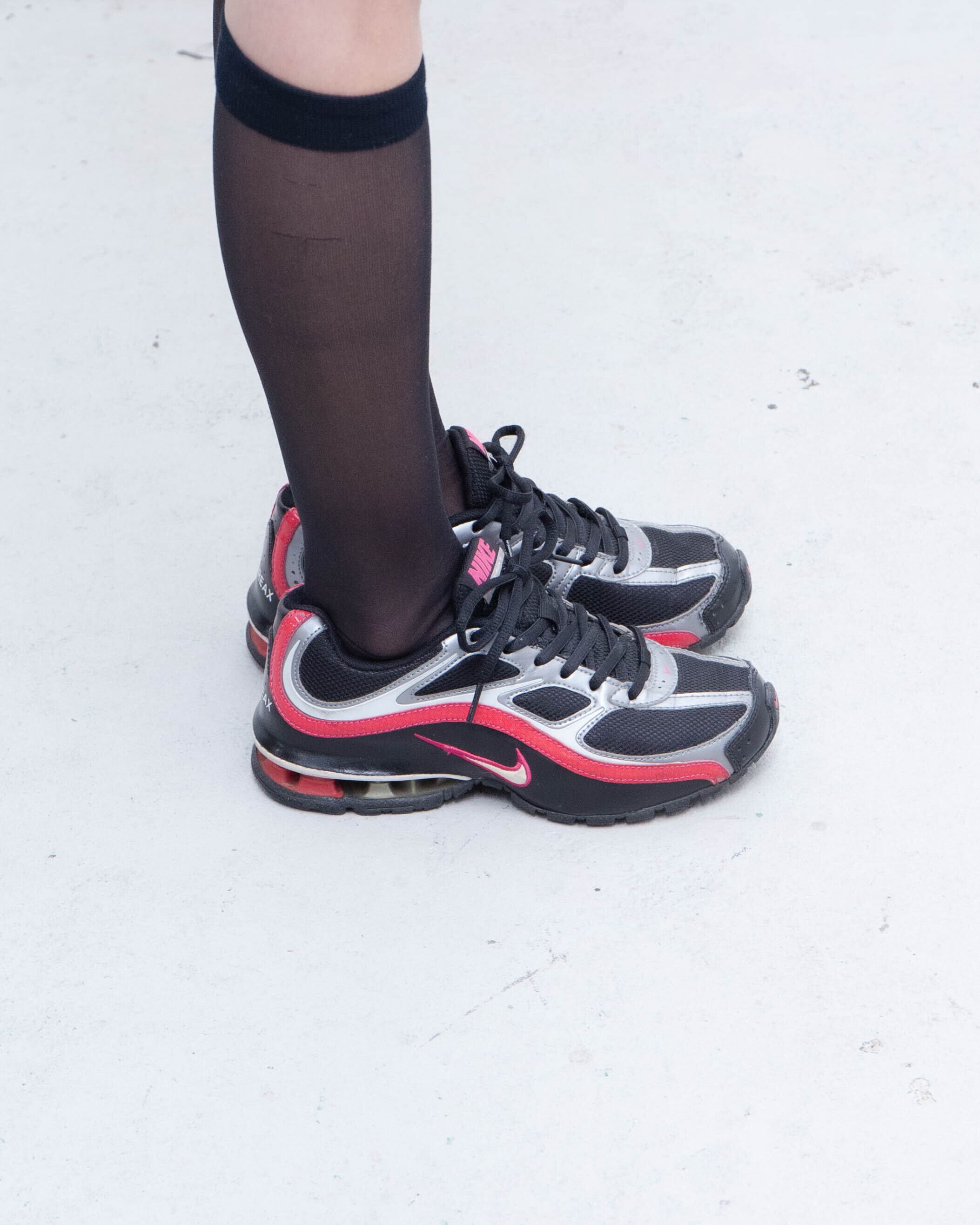 NIKE - Reax Run 5 Black/Pink | Pay ID