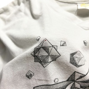 vintage M.C.Escher art tee “Stars”