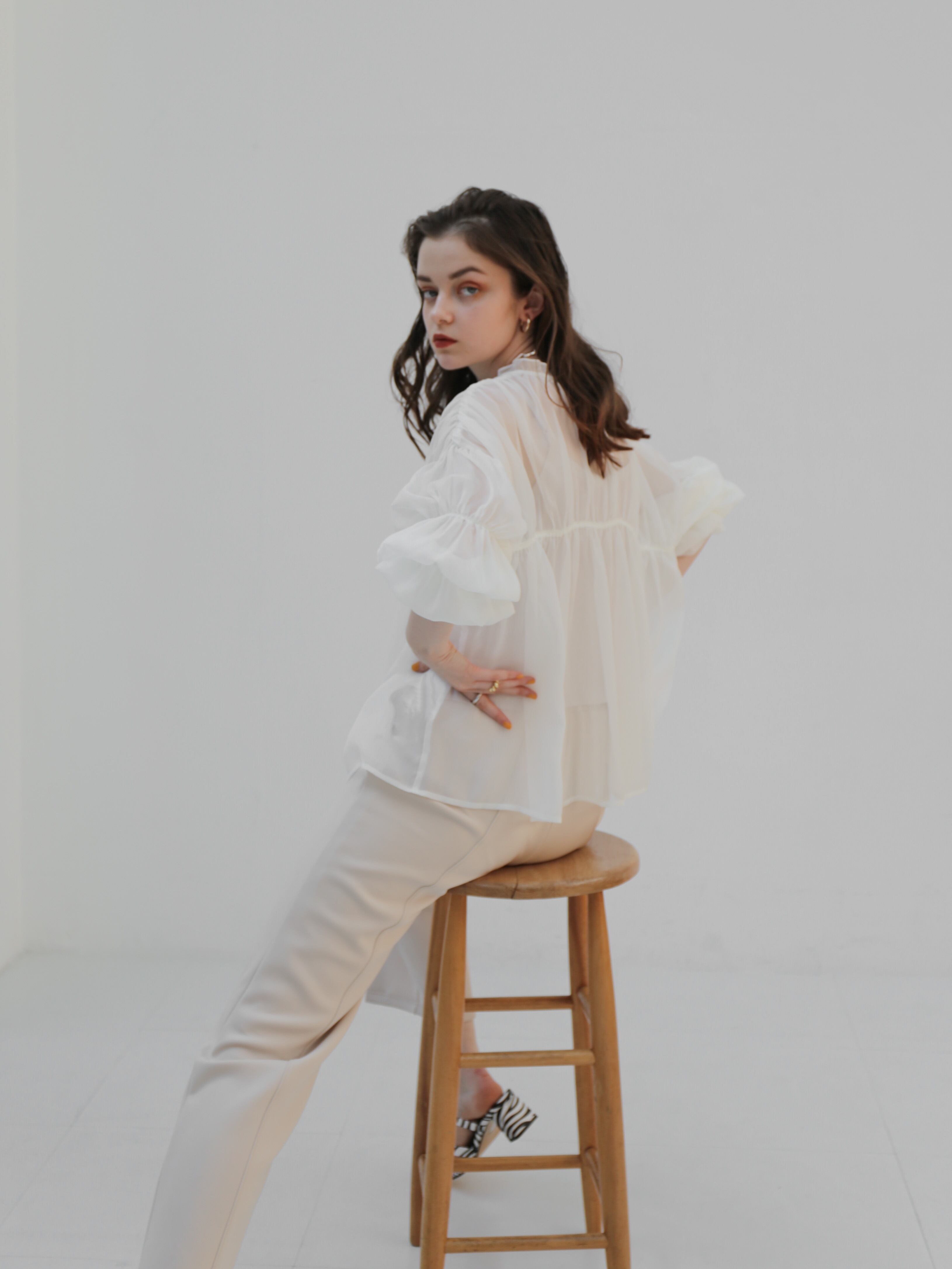 2022発売 triple shirring blouse set(off-white) - シャツ/ブラウス