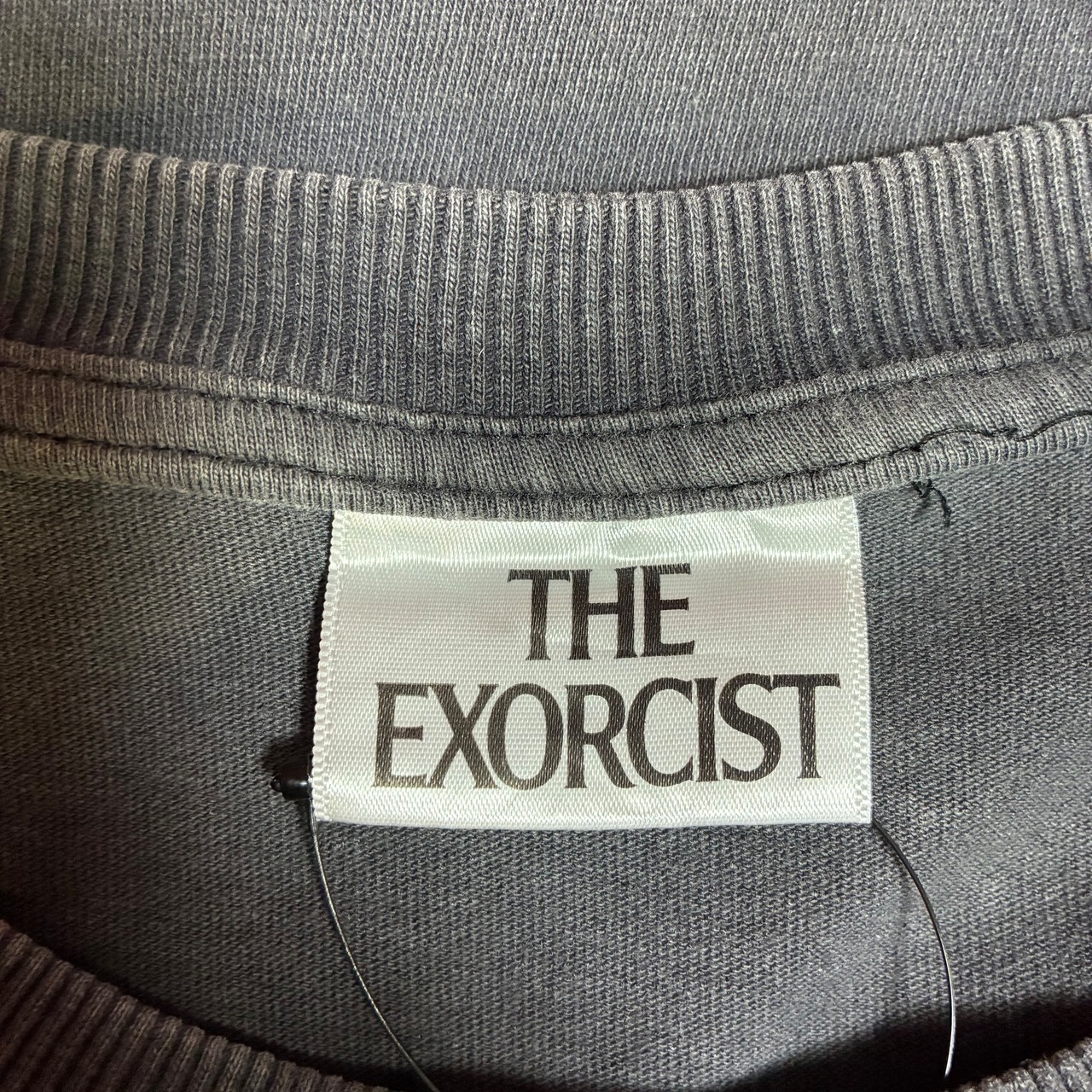 THE EXORCIST ホラームービーTシャツ　フェードブラック　エクソシスト