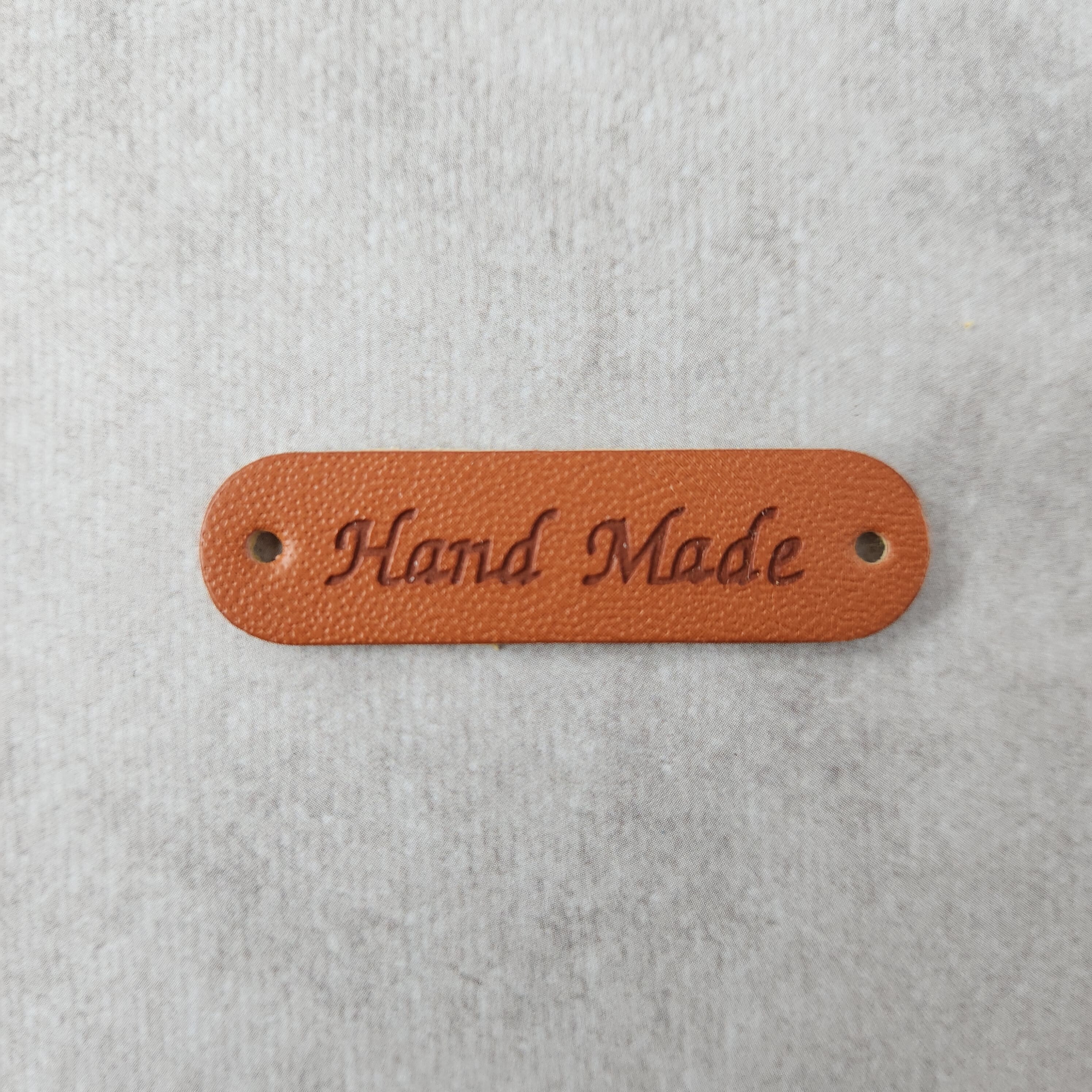 ロゴ 革タグ | utMao I 布タグ・ハンドメイド素材の通販