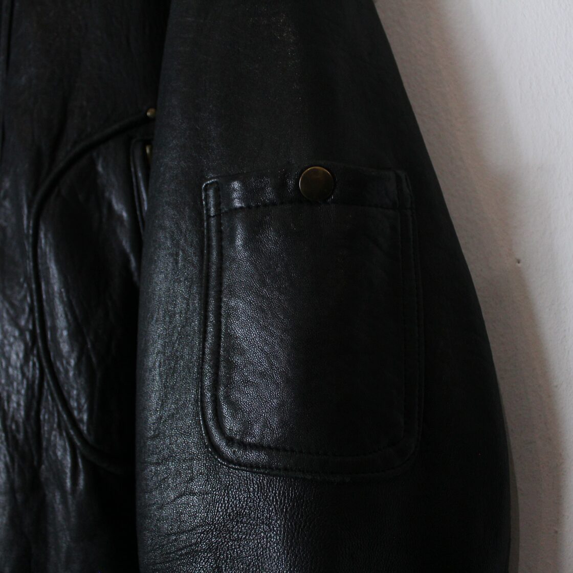 Caka act2】Multi Pocket Gimmick Vintage Loose Middle Length 