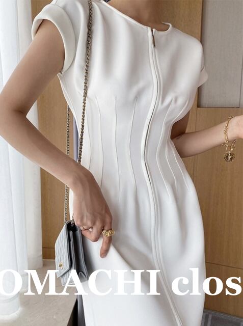 【送料無料】 ワンピース ミモレ丈 ラウンドネック オルチャン ジッパー 半袖 ウエストデザイン スリット ホワイト ブラック 白 黒 韓国 ワンピドレス レディース ミモレ丈 ミディアム丈 膝下 フレア ゆったり サイズ S M L XL 上品 おしゃれ 20代 30代 40代 存在感 こなれ感 キュート パーティー エレガント 抜け感 フェミニン ベーシック 高見え 春 夏 休日 イベント デート 食事会 着回し 普段使い モテ トレンド 流行 インスタ映え かっこいい 主役級